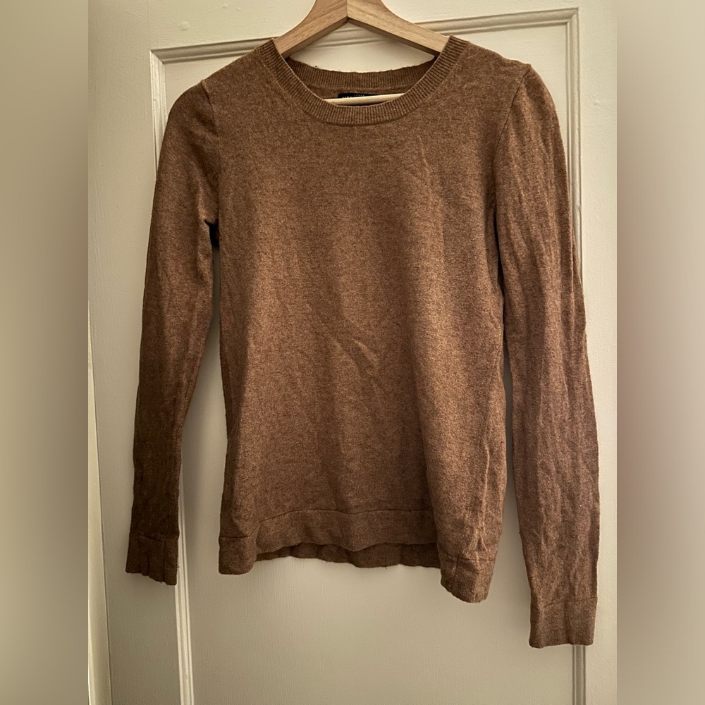 J crew sweater. Tan. Size XS.